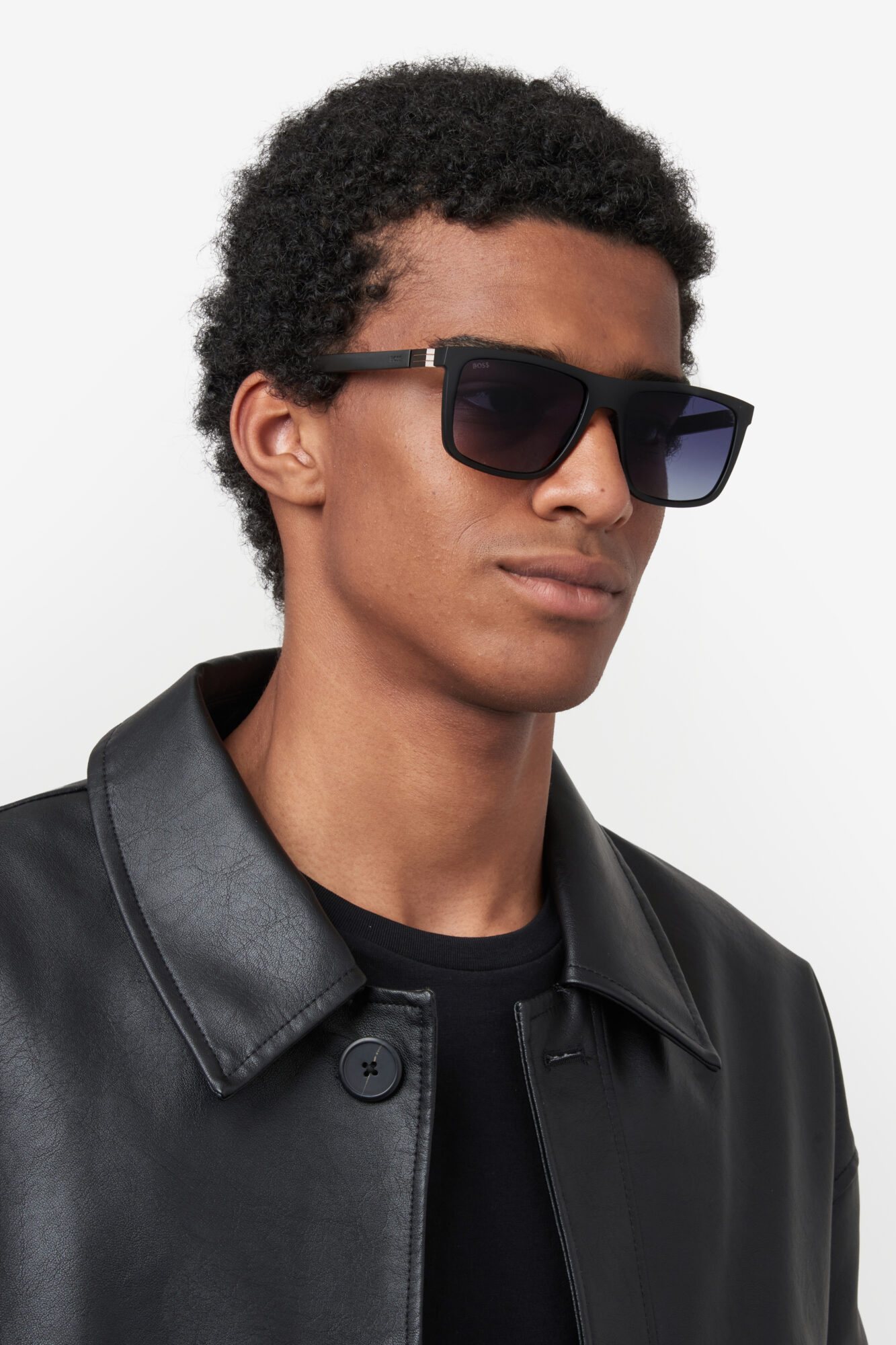 HUGO BOSS - BOSS 1699/S MATTE BLACK 1 Occhiale HUGO BOSS da Sole Uomo 1